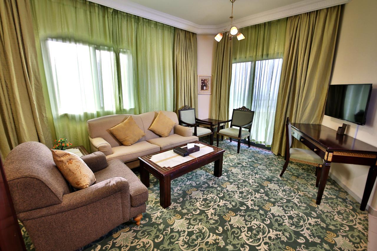 Midtown Furnished Apartments Ajman Exterior photo